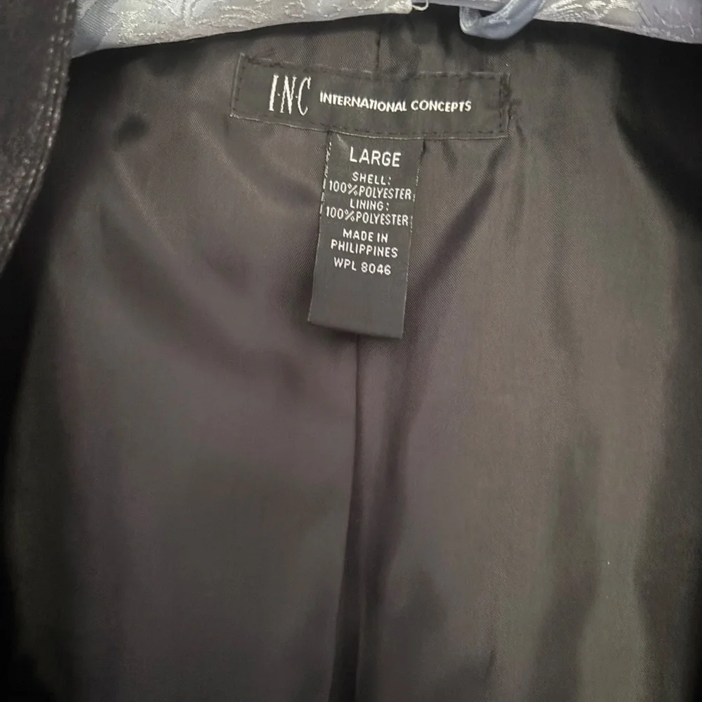 Jacket - Picture 2 of 3